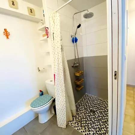 A La Maison