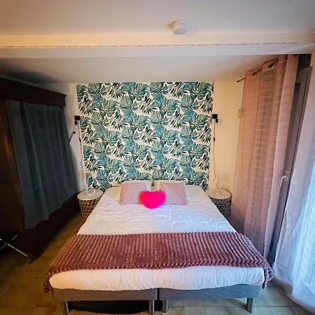 A La Maison *