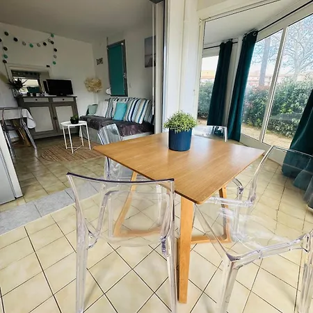 A La Maison *